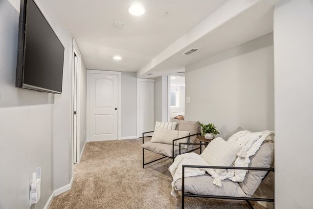 4311 N Wall St, Spokane, WA 99205