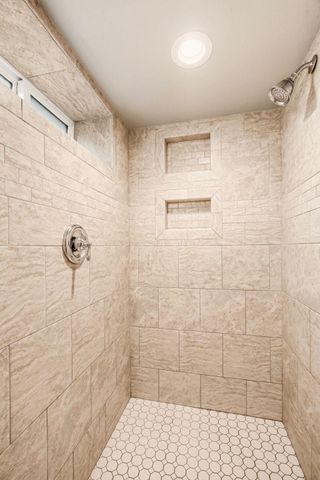 4311 N Wall St, Spokane, WA 99205