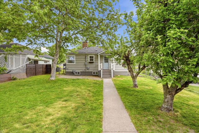 4311 N Wall St, Spokane, WA 99205