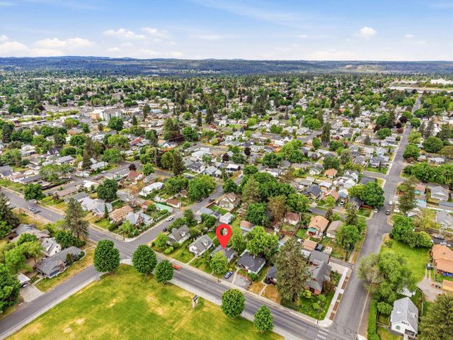 4311 N Wall St, Spokane, WA 99205