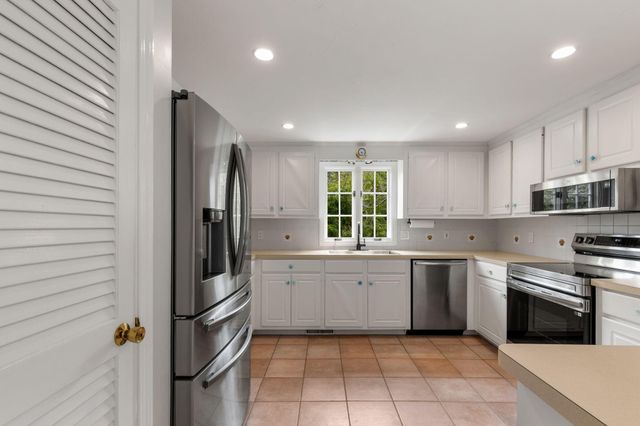 240 Riverview Drive, Chatham, MA 02633