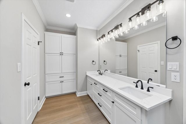 20435 Perryoak Drive, Humble, TX 77346