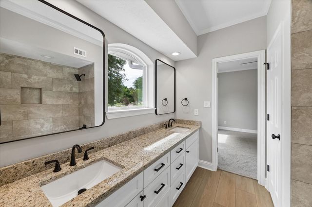 20435 Perryoak Drive, Humble, TX 77346