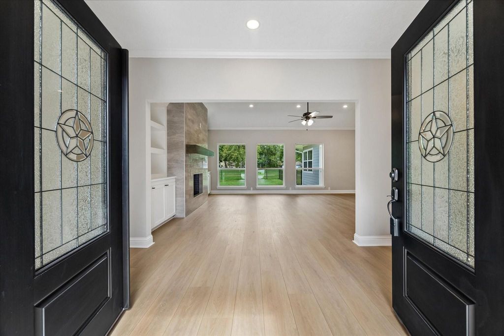 20435 Perryoak Drive, Humble, TX 77346