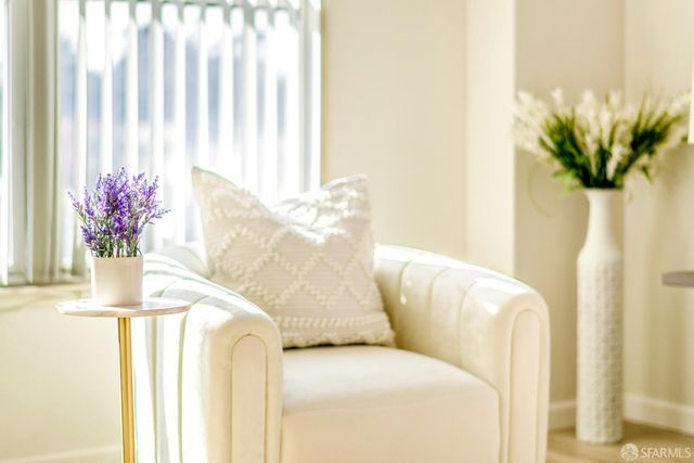 103 Stoneridge Lane 2210, San Francisco, CA 94134