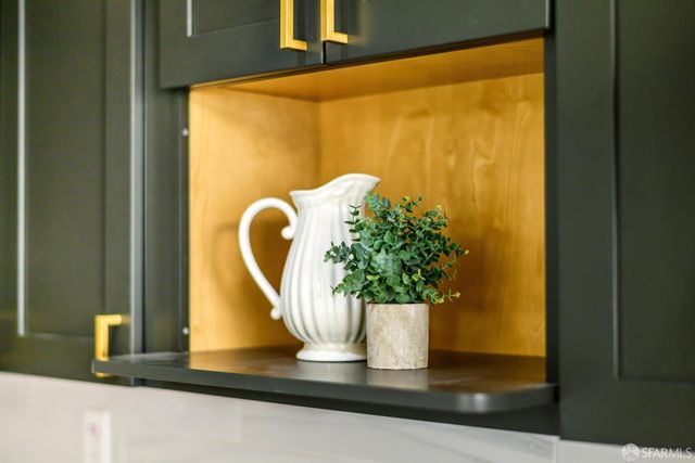 103 Stoneridge Lane 2210, San Francisco, CA 94134