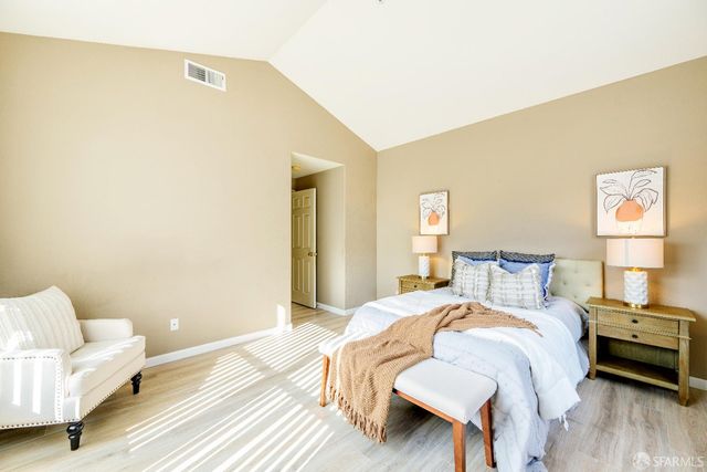 103 Stoneridge Lane 2210, San Francisco, CA 94134