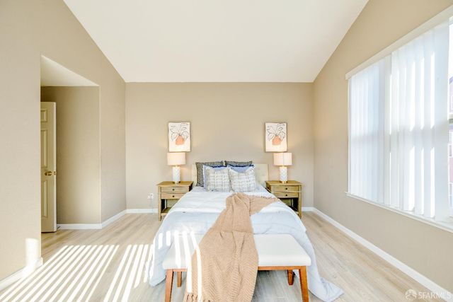 103 Stoneridge Lane 2210, San Francisco, CA 94134