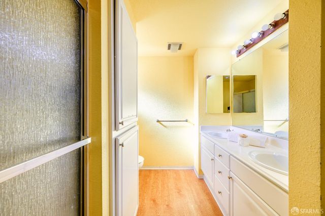 103 Stoneridge Lane 2210, San Francisco, CA 94134