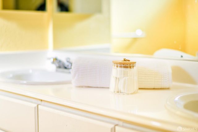 103 Stoneridge Lane 2210, San Francisco, CA 94134