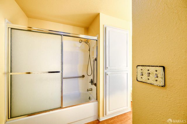 103 Stoneridge Lane 2210, San Francisco, CA 94134