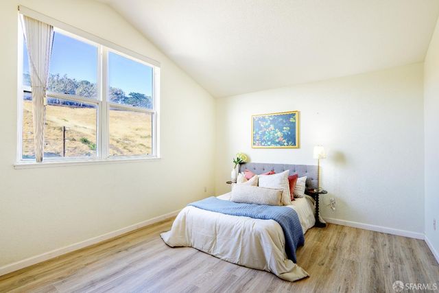 103 Stoneridge Lane 2210, San Francisco, CA 94134