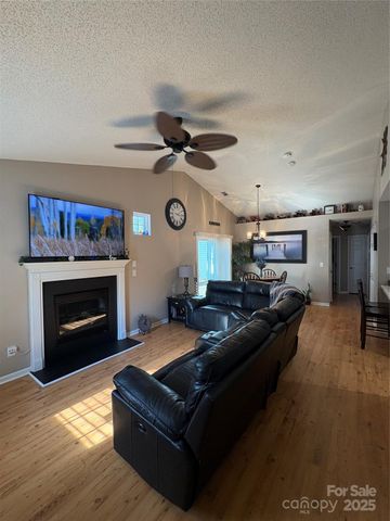 3065 Teton Drive, Gastonia, NC 28054