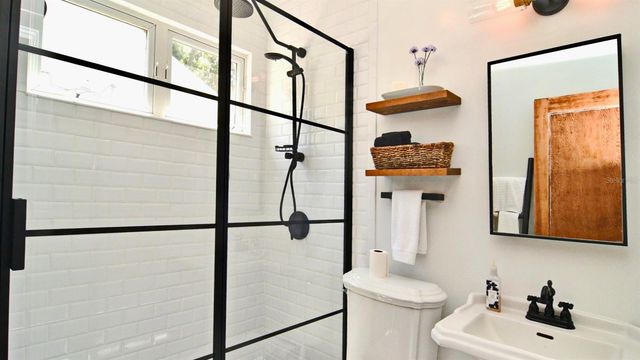 1620 PARK LAKE STREET, Orlando, FL 32803