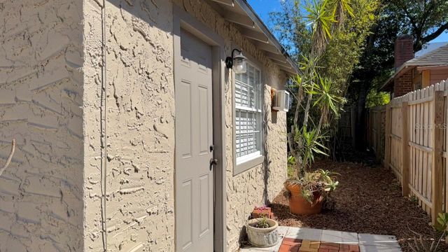 1620 PARK LAKE STREET, Orlando, FL 32803