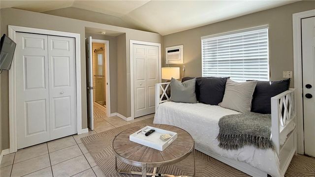 1620 PARK LAKE STREET, Orlando, FL 32803