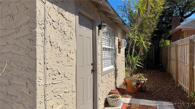 1620 PARK LAKE STREET, Orlando, FL 32803