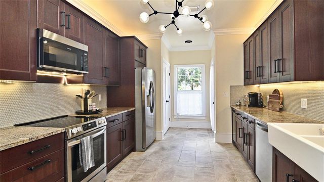 1620 PARK LAKE STREET, Orlando, FL 32803