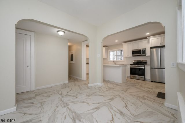 57 Pomona Ave, Newark City, NJ 07112