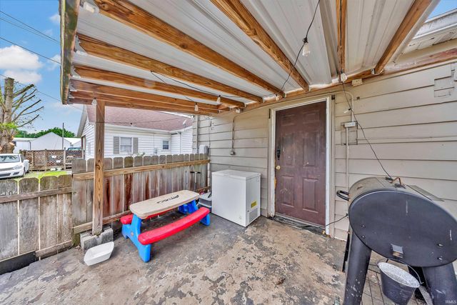 213 W Mulberry Street, Princeton, IN 47670
