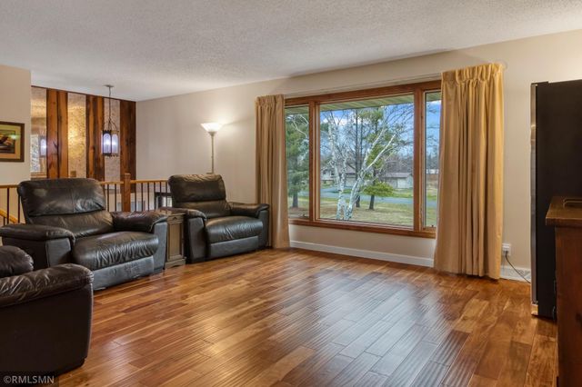 19525 Country Circle E, Corcoran, MN 55374