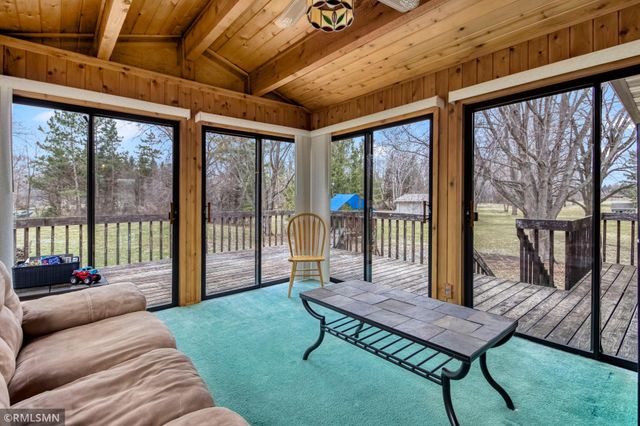 19525 Country Circle E, Corcoran, MN 55374