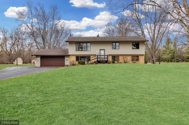 19525 Country Circle E, Corcoran, MN 55374