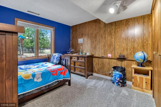 19525 Country Circle E, Corcoran, MN 55374