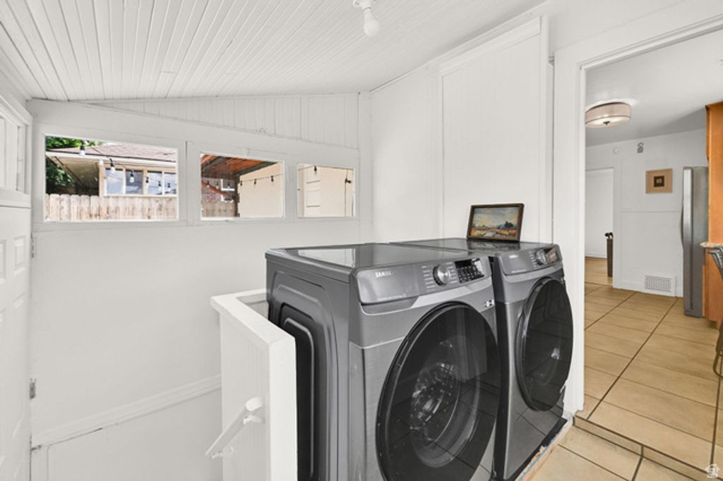 Image 16 of property listing at 1359 E THORNTON AVE, Salt Lake City, UT 84105