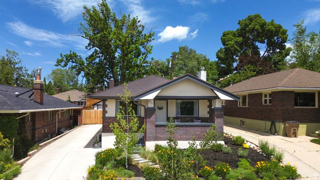 Image 22 of property listing at 1359 E THORNTON AVE, Salt Lake City, UT 84105