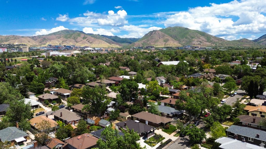 Image 25 of property listing at 1359 E THORNTON AVE, Salt Lake City, UT 84105