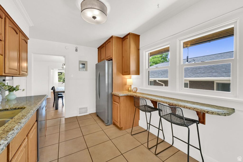 Image 9 of property listing at 1359 E THORNTON AVE, Salt Lake City, UT 84105