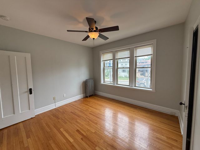 201 Washington Boulevard 1N, Oak Park, IL 60302
