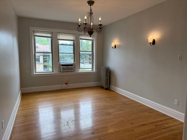 201 Washington Boulevard 1N, Oak Park, IL 60302