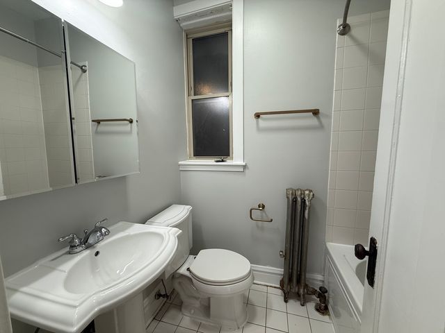 201 Washington Boulevard 1N, Oak Park, IL 60302