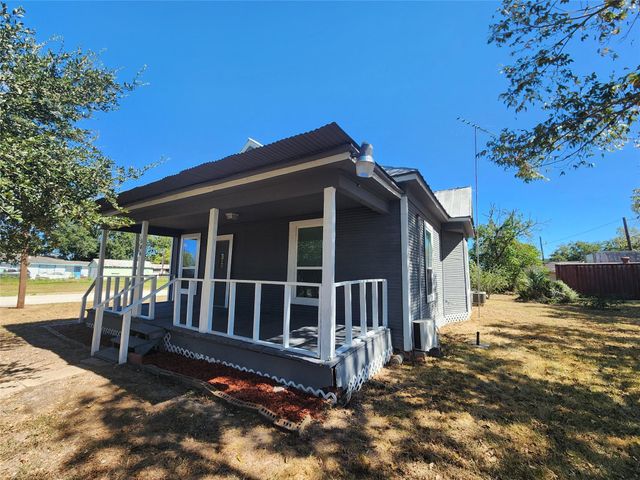 506 9th Street, Hempstead, TX 77445