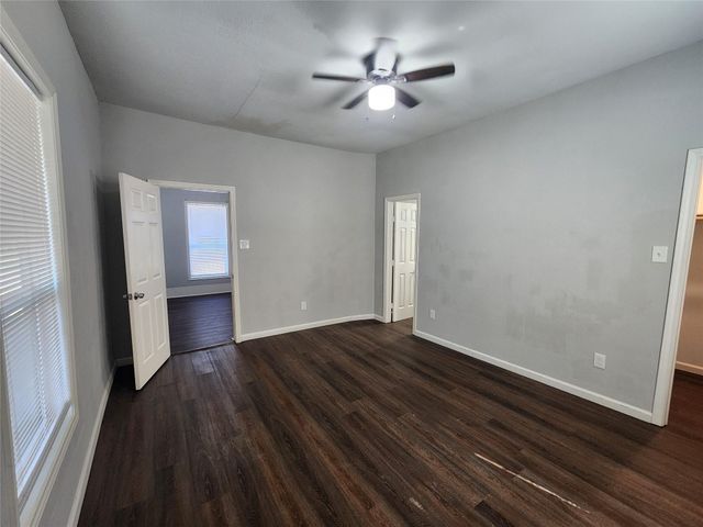 506 9th Street, Hempstead, TX 77445