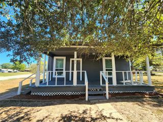 506 9th Street, Hempstead, TX 77445