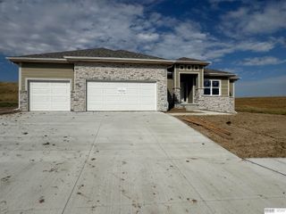 18410 Sycamore Drive, Gretna, NE 68028