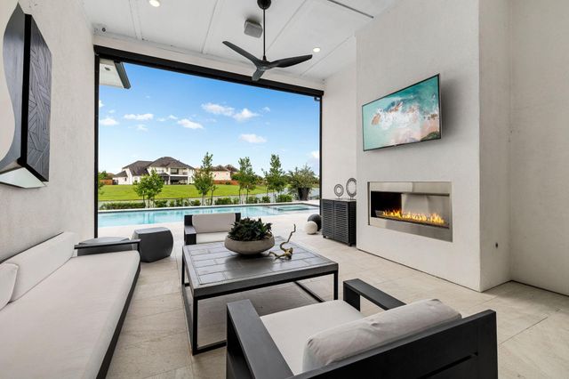 2611 Rainflower Meadow Lane, Katy, TX 77494