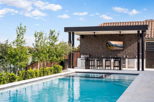 2611 Rainflower Meadow Lane, Katy, TX 77494