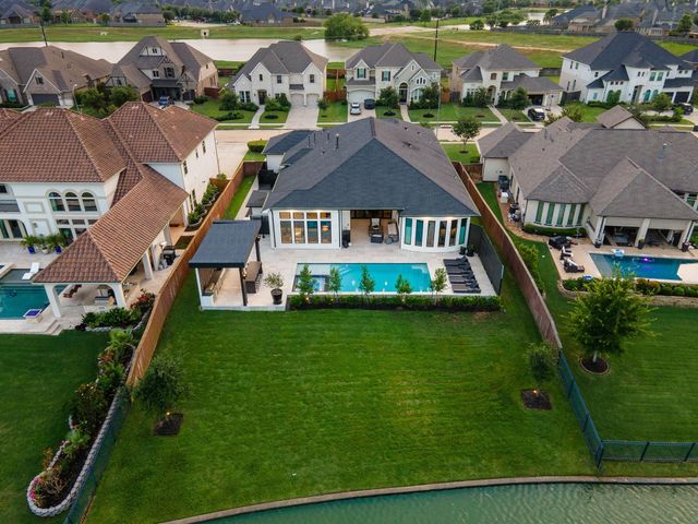 2611 Rainflower Meadow Lane, Katy, TX 77494