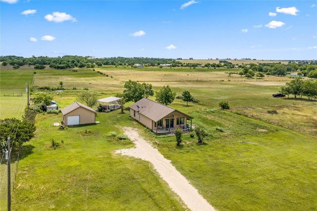 1325 County Road 269, Oglesby, TX 76561