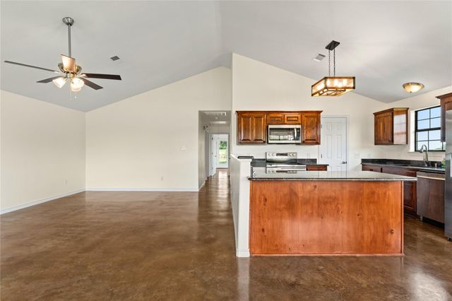 1325 County Road 269, Oglesby, TX 76561