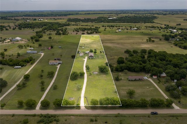 1325 County Road 269, Oglesby, TX 76561