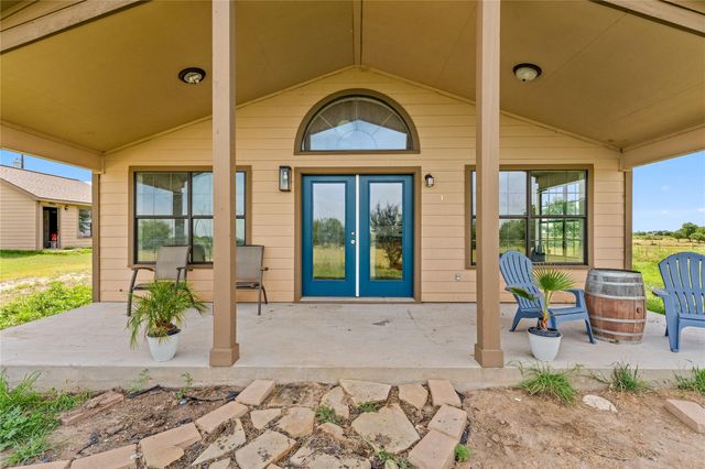 1325 County Road 269, Oglesby, TX 76561
