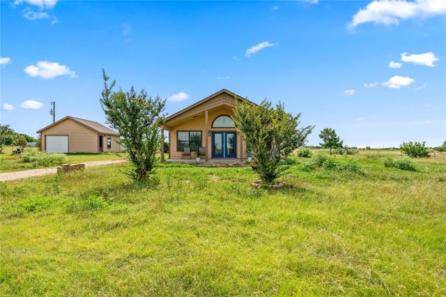 1325 County Road 269, Oglesby, TX 76561