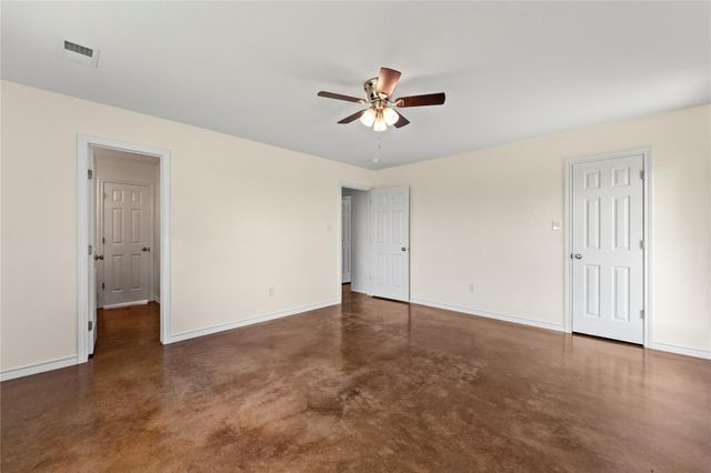 1325 County Road 269, Oglesby, TX 76561