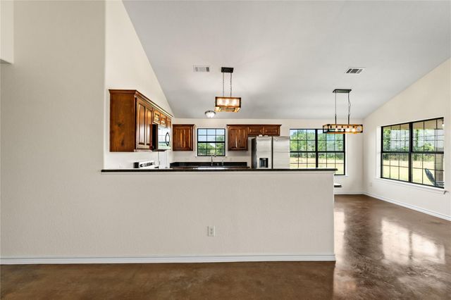 1325 County Road 269, Oglesby, TX 76561