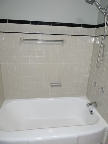 600 Mack Street, Joliet, IL 60435